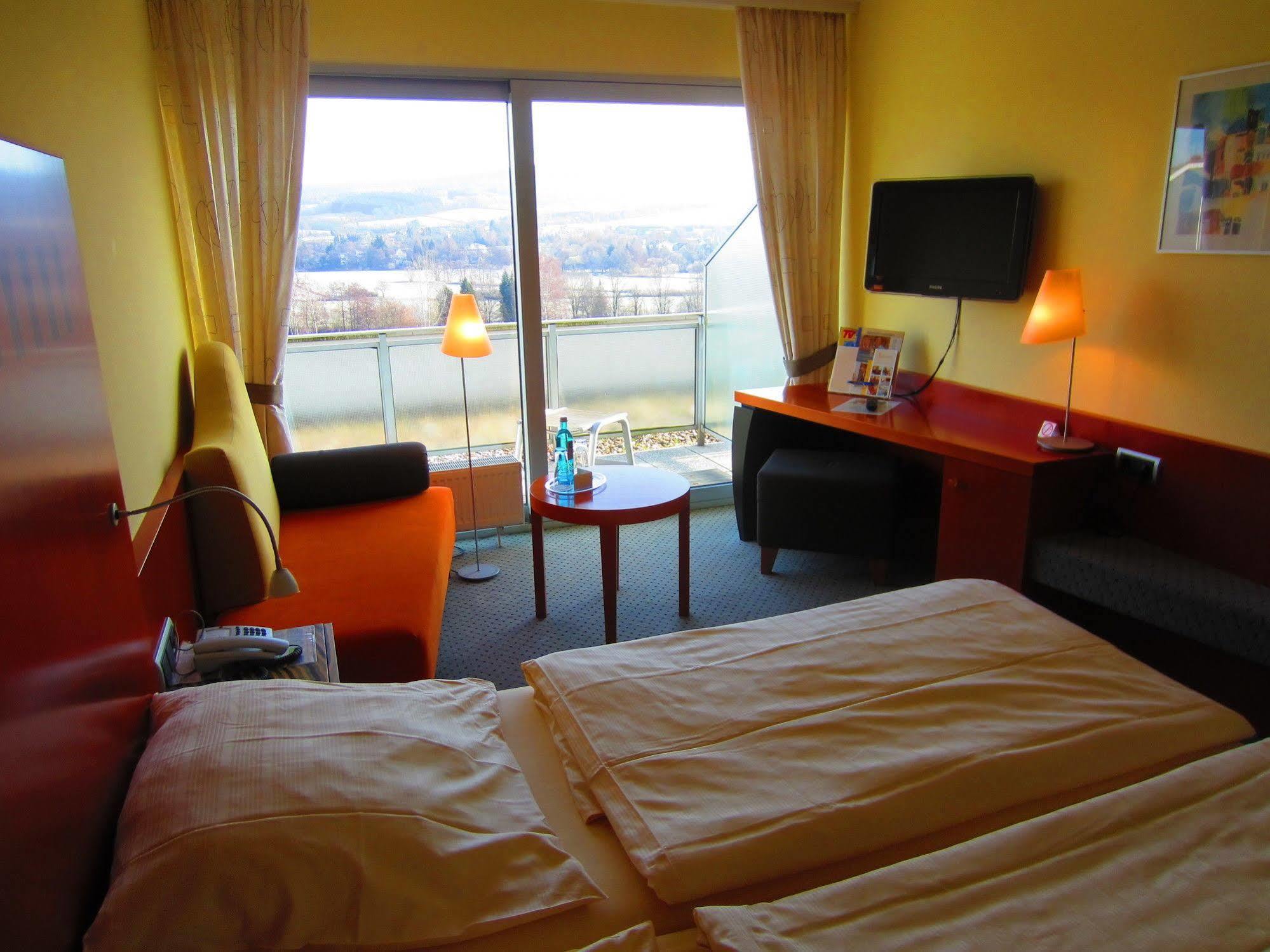 Trip Inn Landhotel Badsoden-Salmuenster บาด โซเดน-ซาลมึนสเตอร์ ภายนอก รูปภาพ