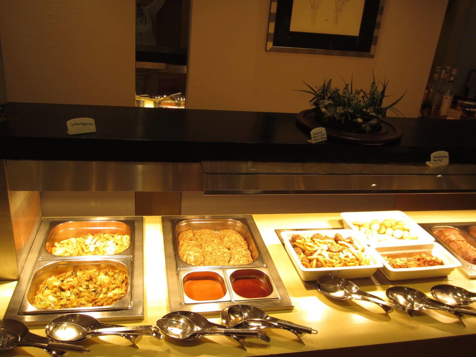 Trip Inn Landhotel Badsoden-Salmuenster บาด โซเดน-ซาลมึนสเตอร์ ภายนอก รูปภาพ