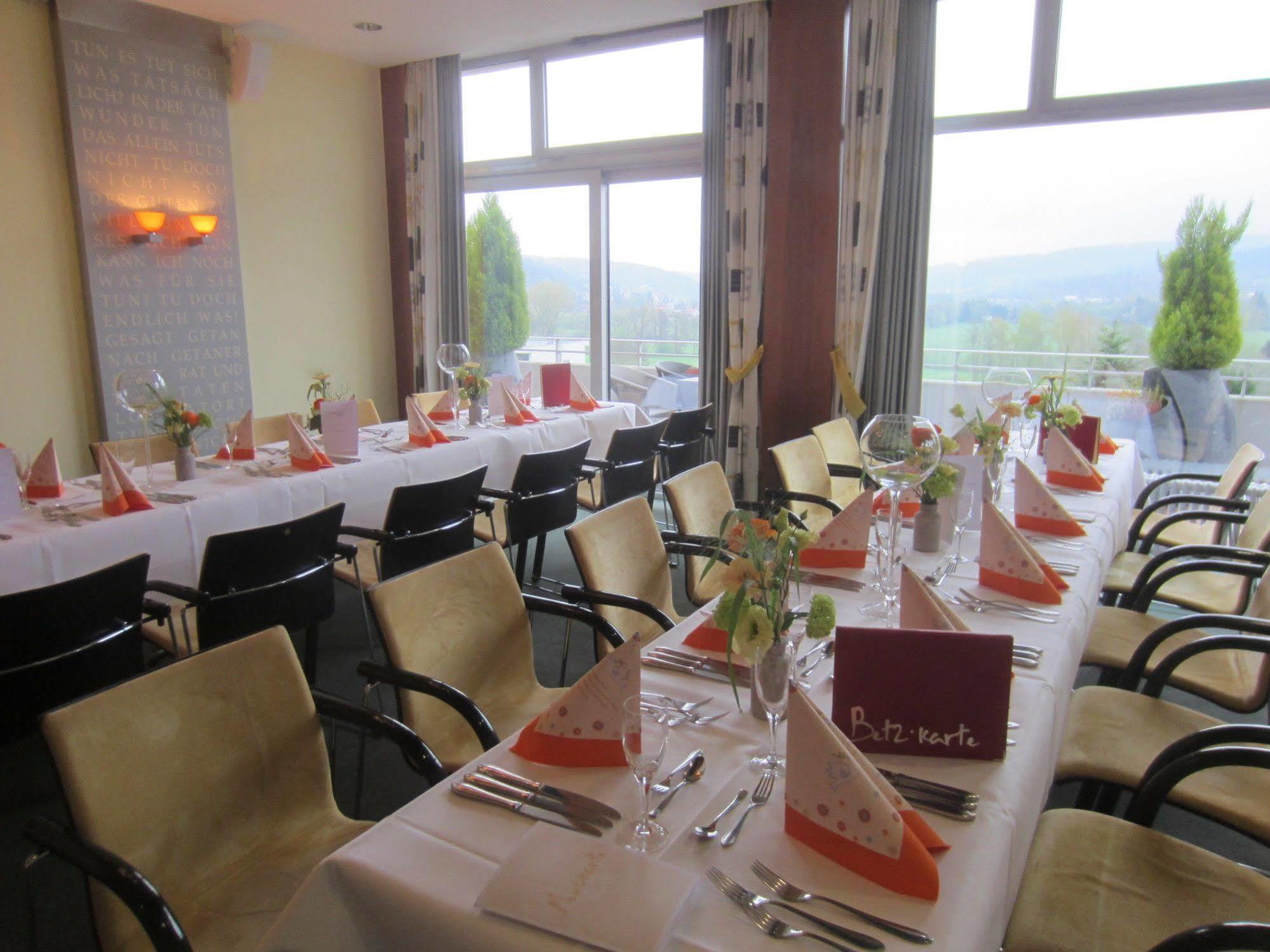 Trip Inn Landhotel Badsoden-Salmuenster บาด โซเดน-ซาลมึนสเตอร์ ภายนอก รูปภาพ
